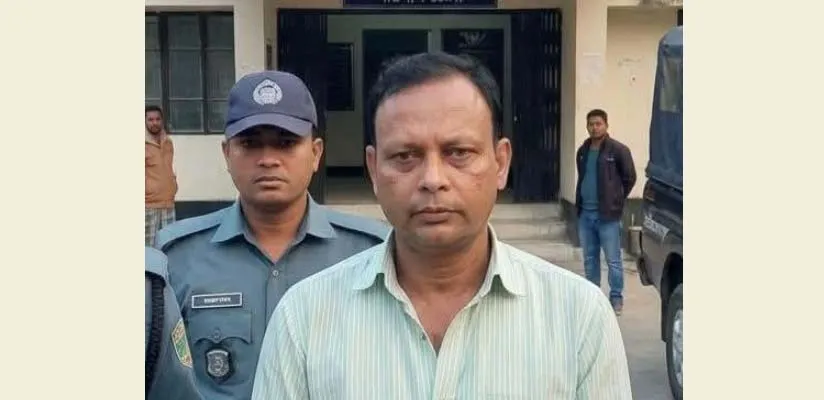 বানারীপাড়ায় ৫ মামলার ওয়ারেন্টভুক্ত আসামী এনজিও গ্রাহকদের কোটি কোটি টাকা আত্মসাৎকারী রঞ্জন গ্রেপ্তার